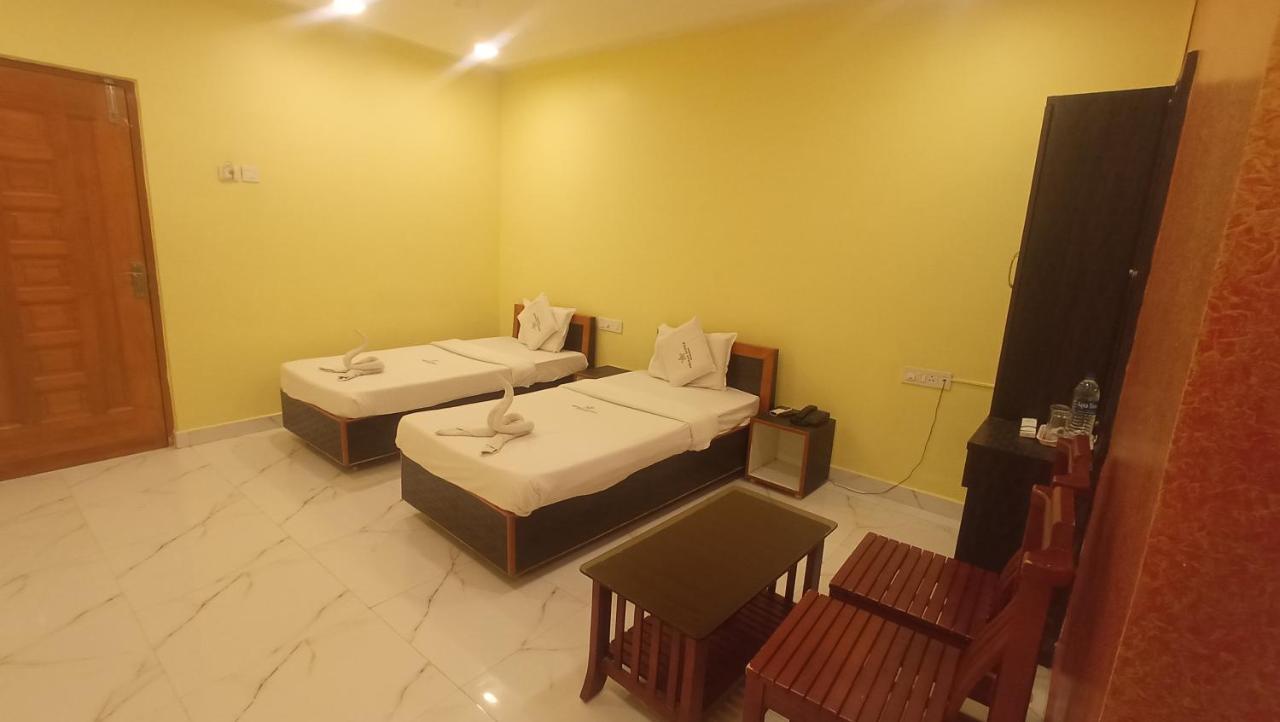 Amaran Hotels Madurai Buitenkant foto