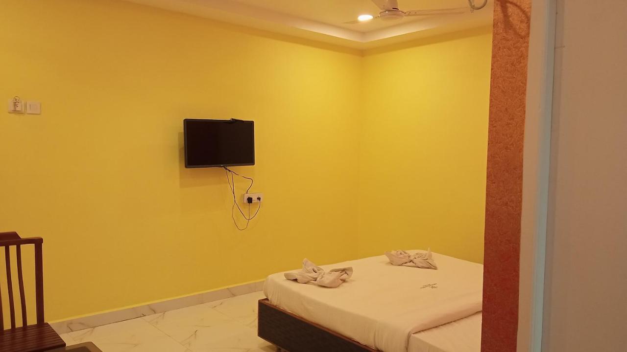 Amaran Hotels Madurai Buitenkant foto